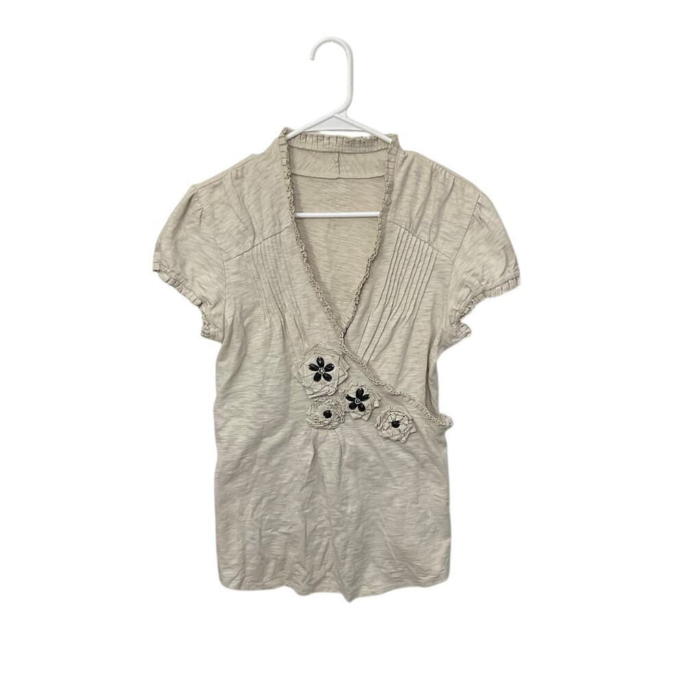 INC V-Neck 3D Floral Top Size Large Ruffles Jewels Y2K Style Cap Sleeve Pleated